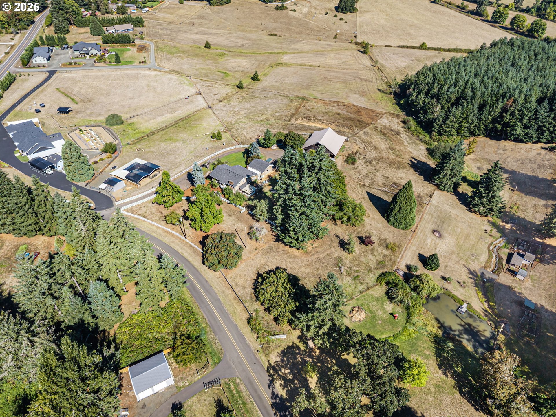 32313 Green Acres Loop Cottage Grove, OR 97424 - Photo 34 of 37