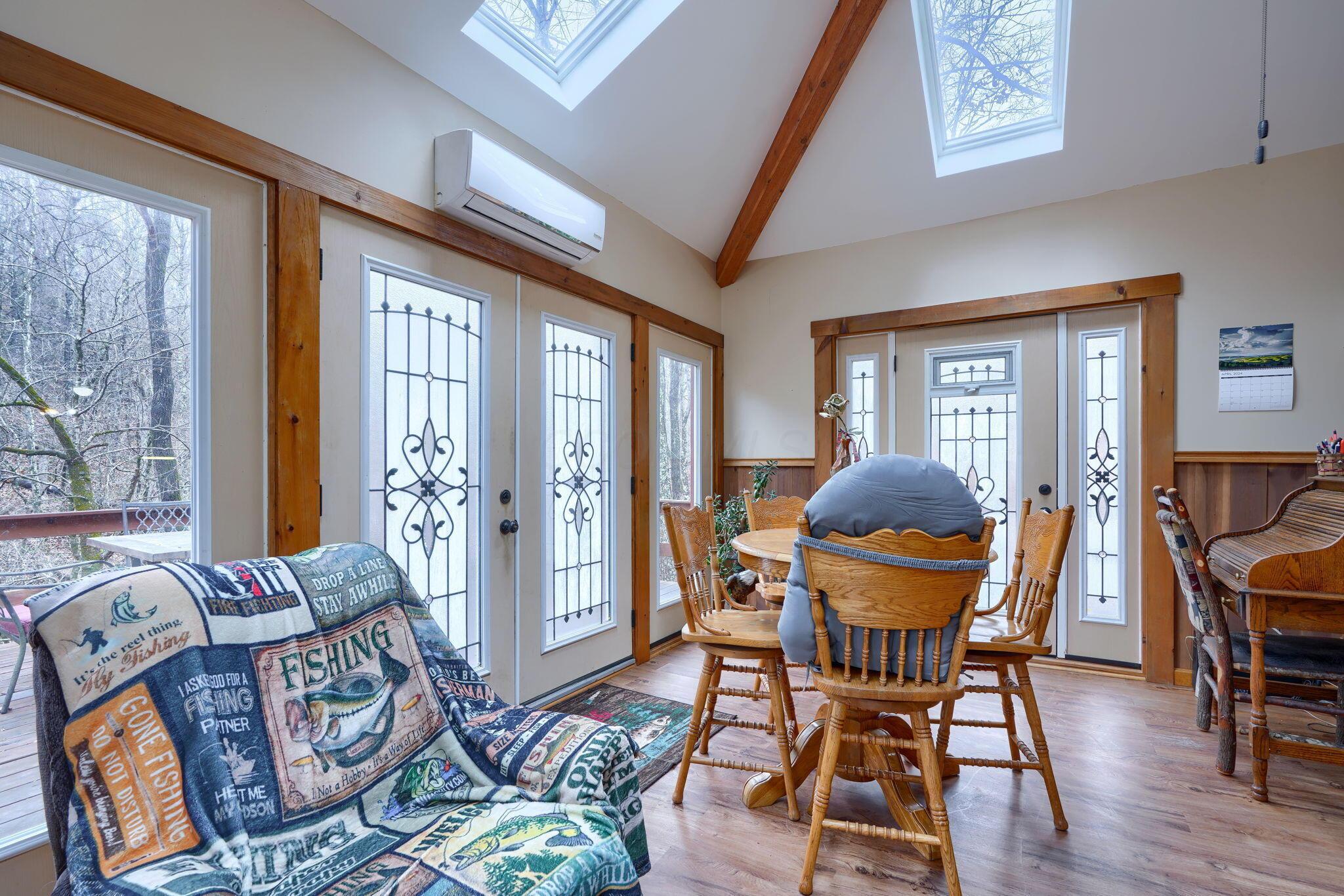 640 Taylor Road Gallipolis, OH 45631 - Photo 34 of 71 Great natural light
