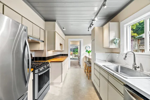 $1,199,000 | 134 May Avenue, Santa Cruz, CA 95062