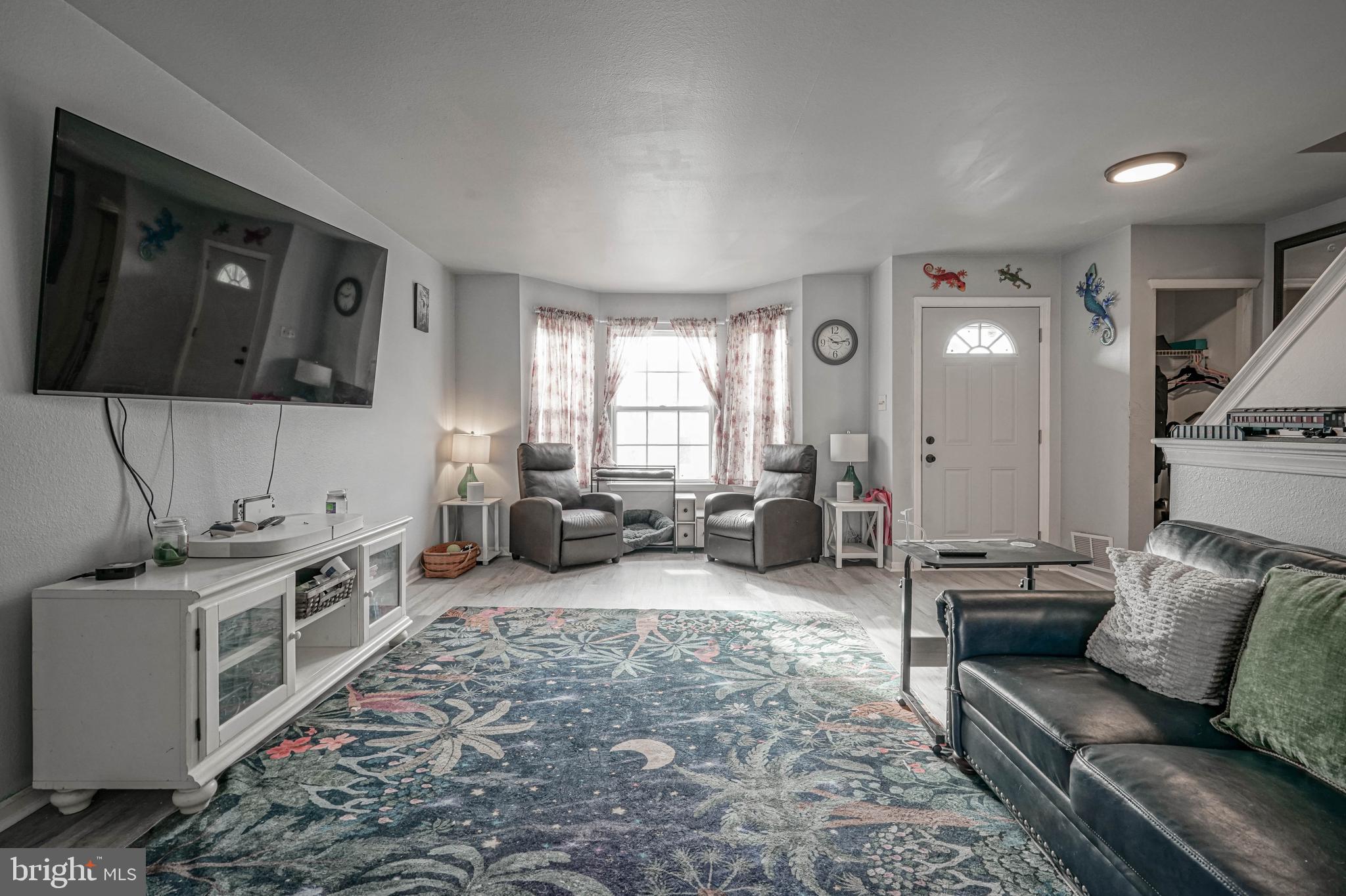 153 Pendragon Way Mantua, NJ 08051 - Photo 2 of 26