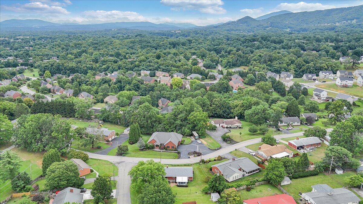 419 Diamond Road Salem, VA 24153 - Photo 67 of 76 19-DJI_20250710100748_0038_D