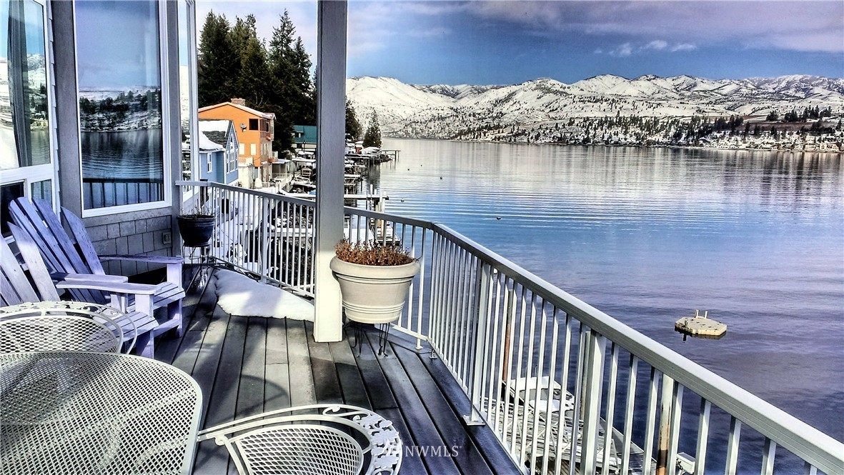 9800 South Lakeshore Road Chelan, WA 98816 - Photo 1 of 25 Gallery Image 1