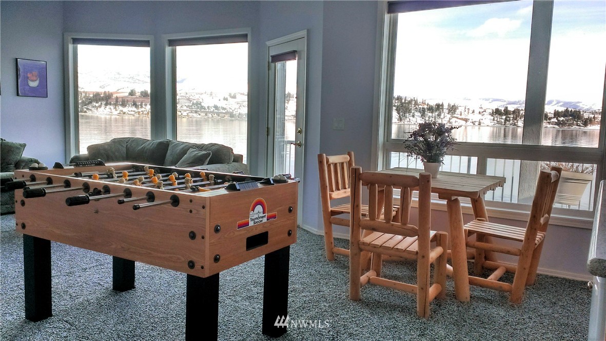 9800 South Lakeshore Road Chelan, WA 98816 - Photo 15 of 25 Gallery Image 15