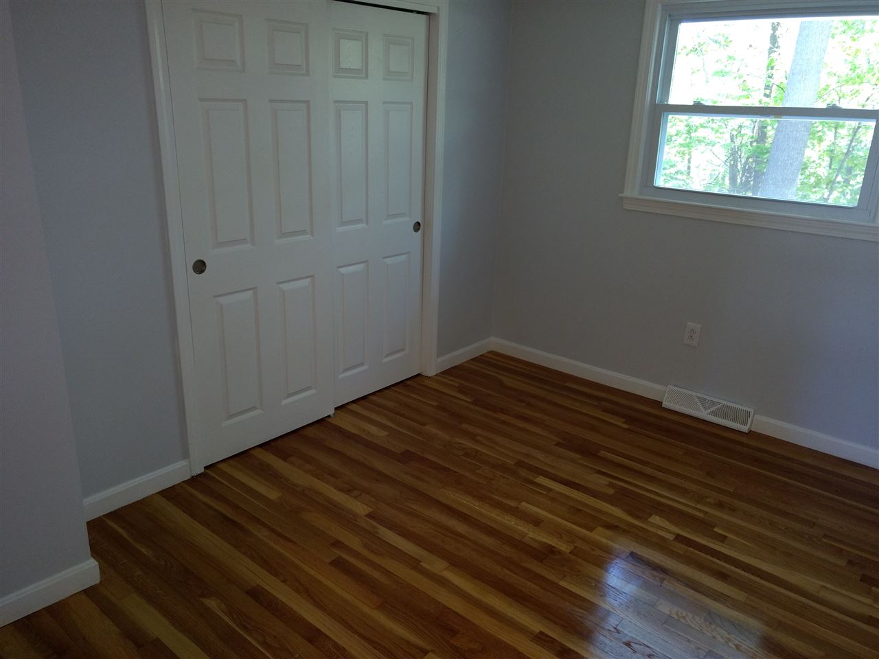5 Norwich Road Nashua, NH 03062 - Photo 12 of 24