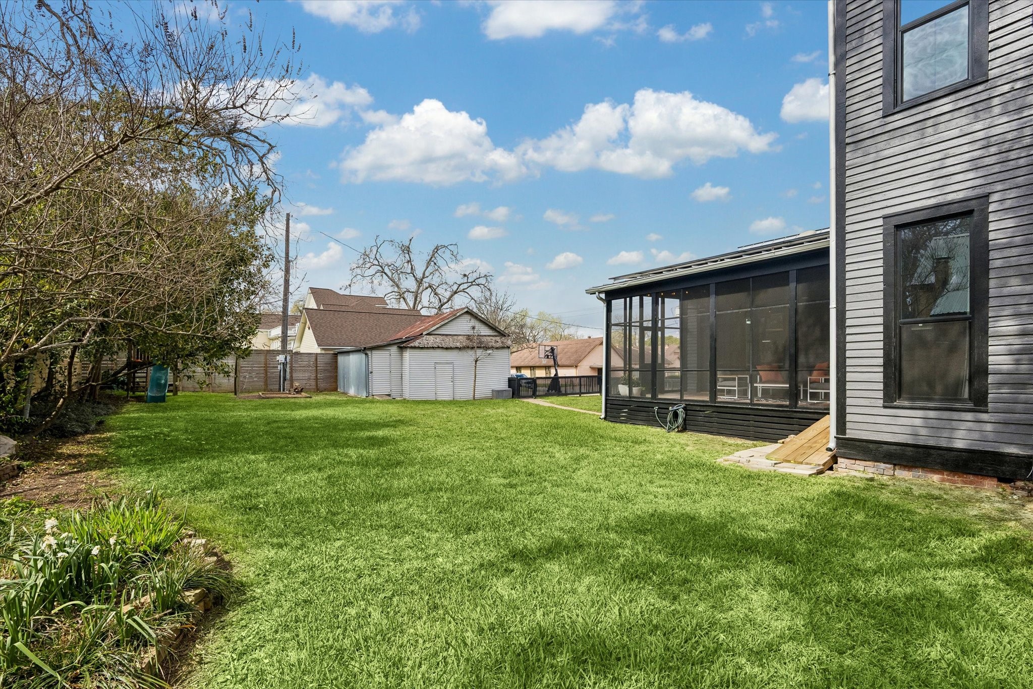 602 South Market Street Brenham, TX 77833 - Photo 30 of 35