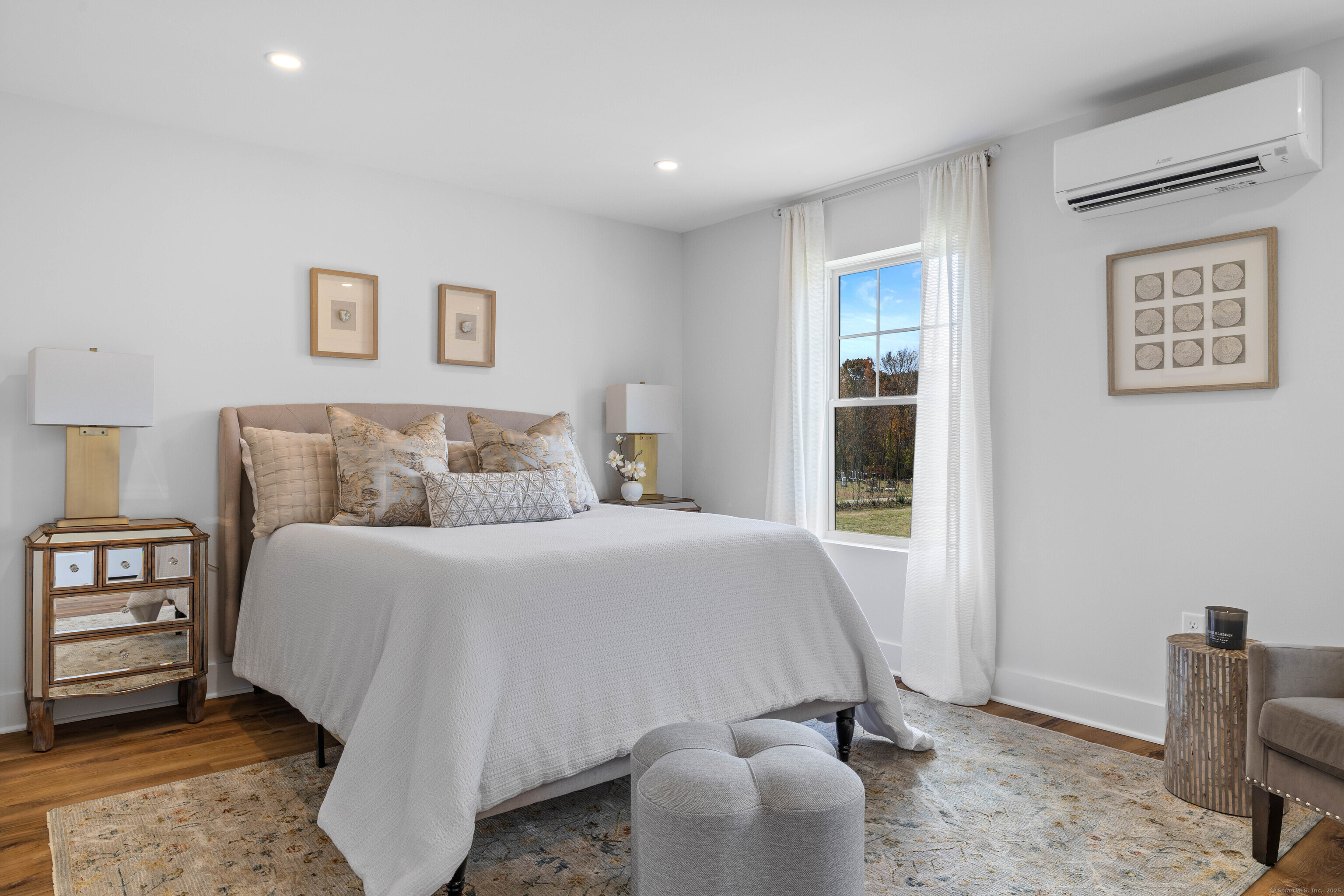 138 Boston Post Road, Unit 16 East Lyme, CT 06333 - Photo 18 of 35 a bedroom with a bed and a window