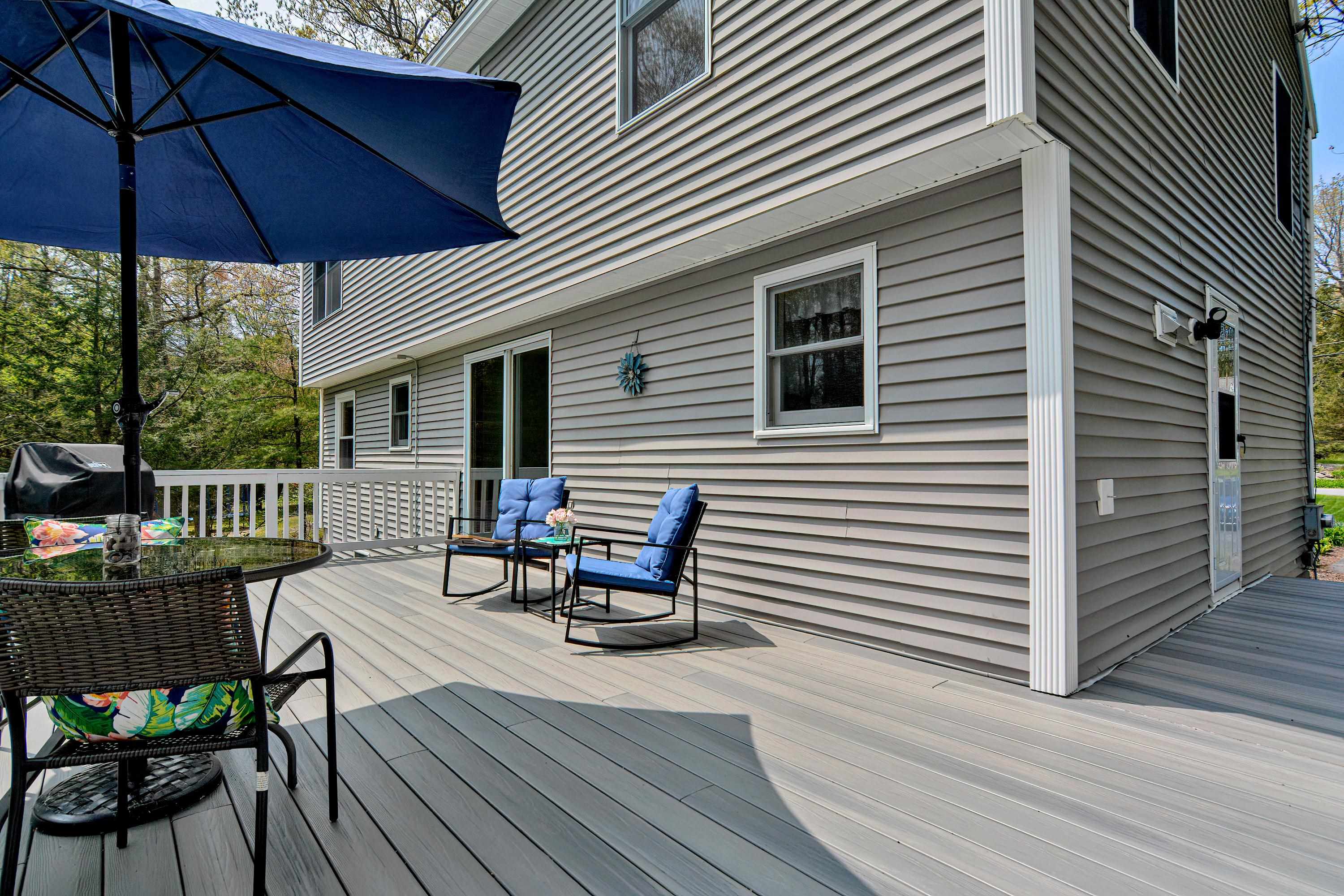 72 Overledge Dr Extension Derry, NH 03038 - Photo 5 of 40
