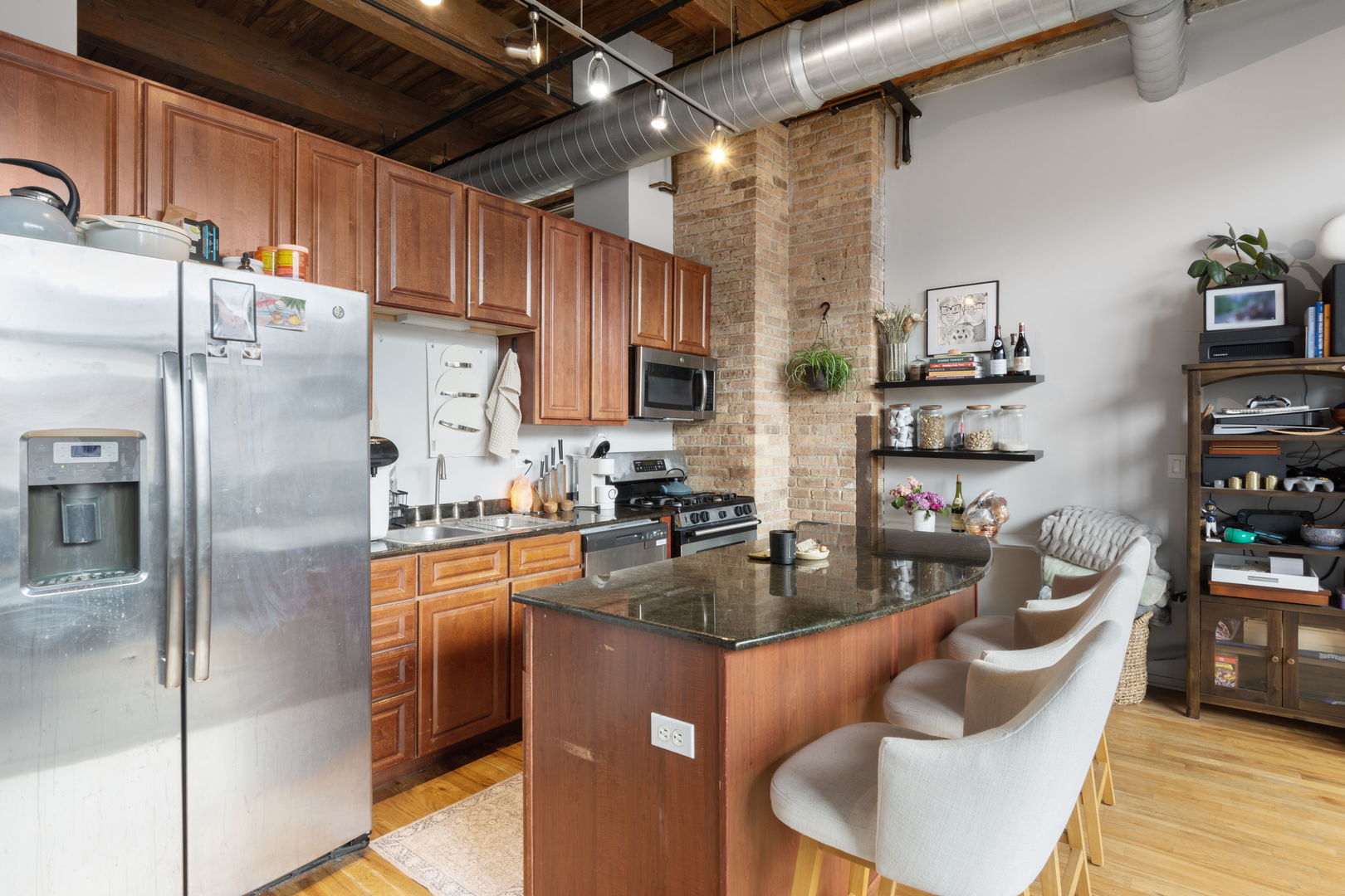 1500 West Monroe Street, Unit 413 Chicago, IL 60607 - Photo 6 of 13