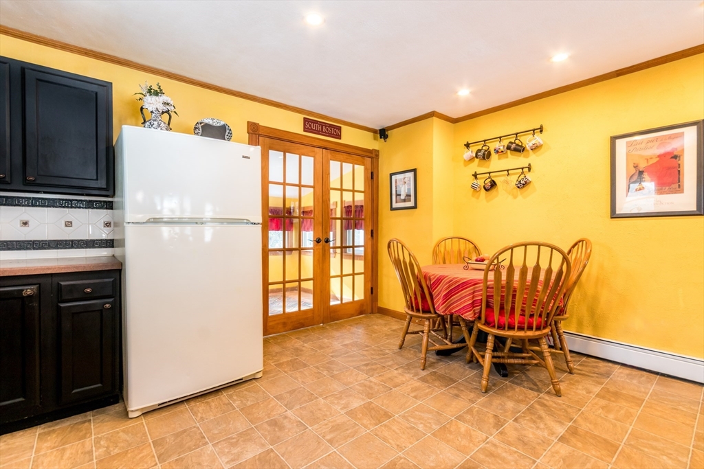 58 Maple Street Bourne, MA 02532 - Photo 6 of 29