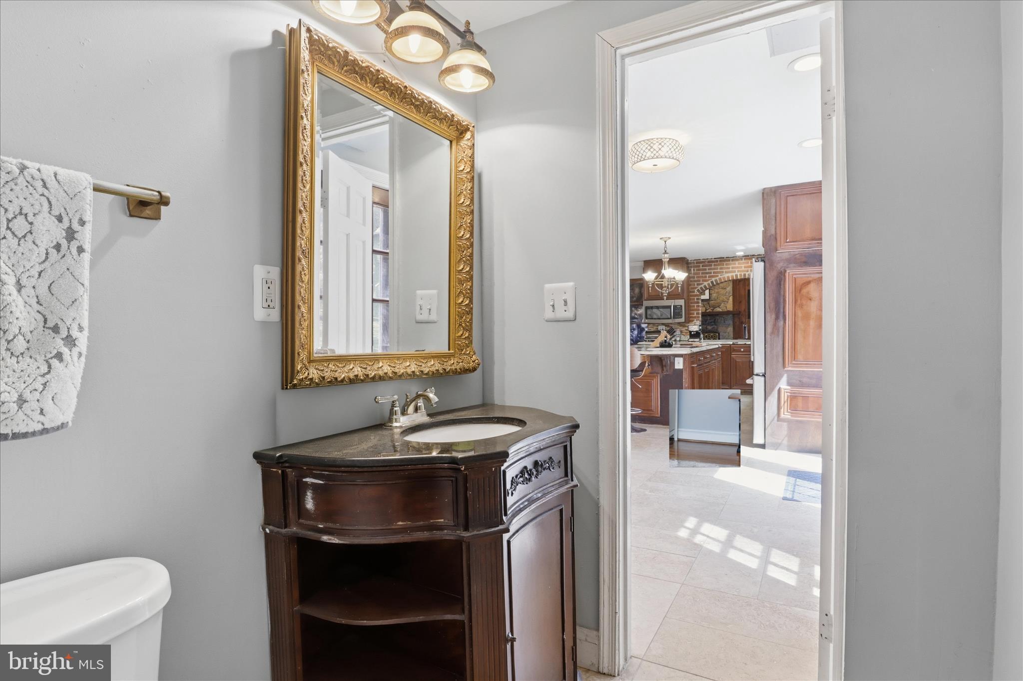 7501 Evans Ford Road Clifton, VA 20124 - Photo 20 of 74 Conveniently located half bath for guests