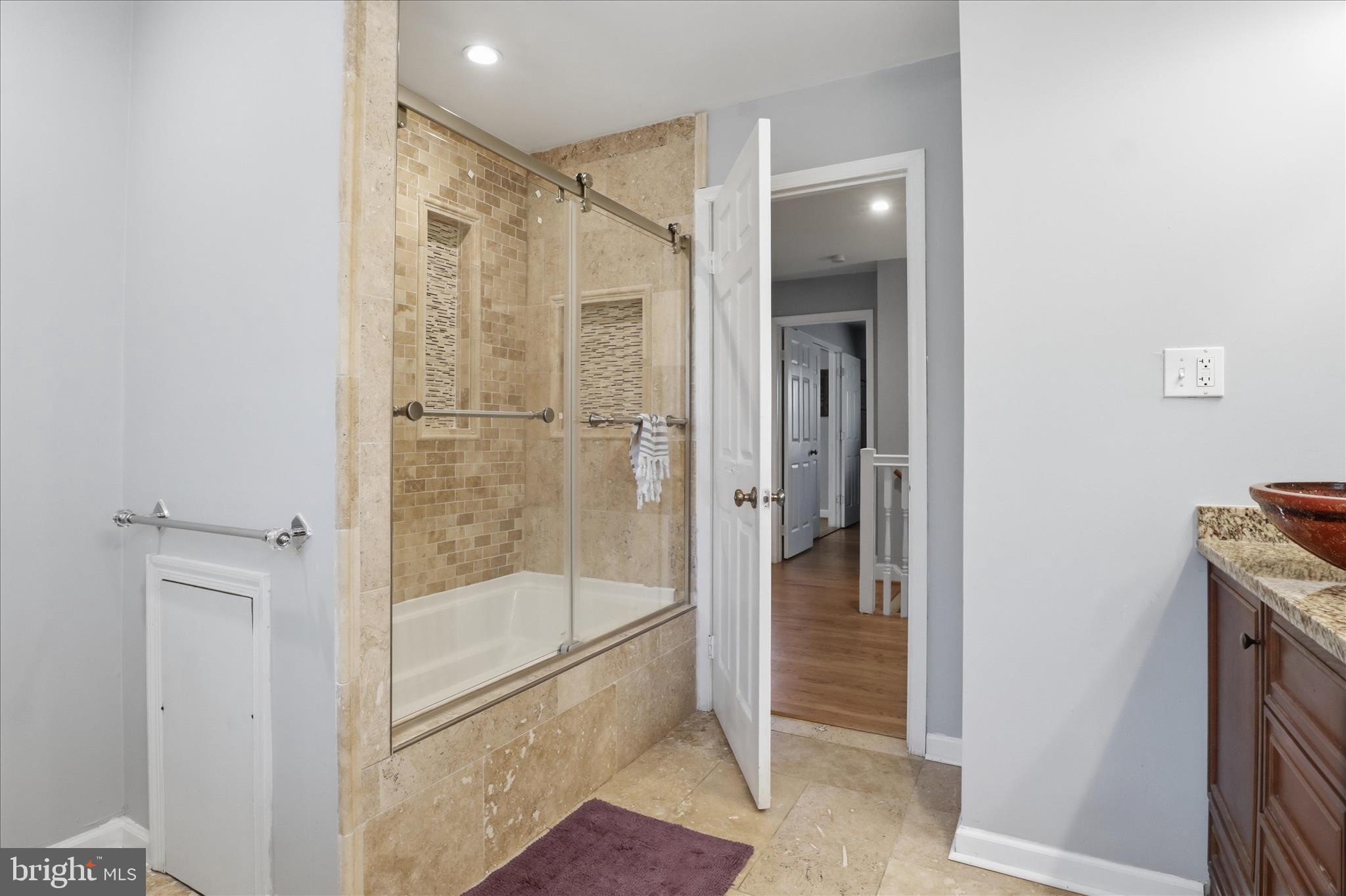 7501 Evans Ford Road Clifton, VA 20124 - Photo 30 of 74 Well-maintained bathrooms with updated elements