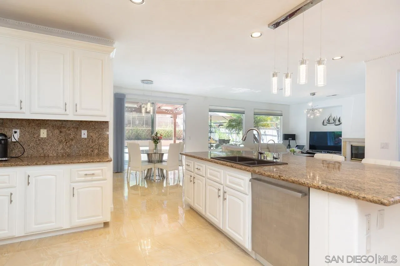 1175 Santa Olivia Road Chula Vista, CA 91913 - Photo 16 of 44