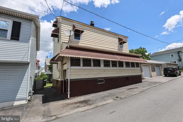 $185,000 | 9 Hemlock Street, West Hazleton, PA 18202