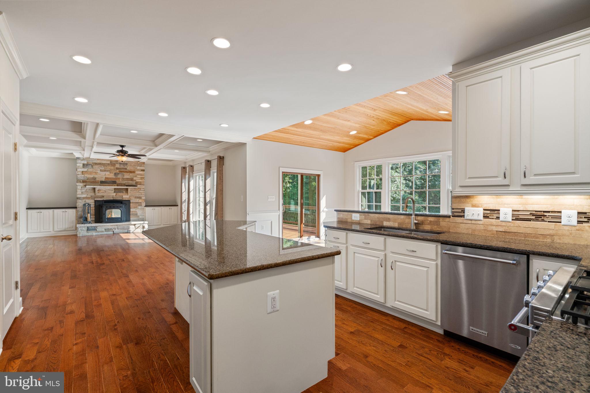 13610 Spriggs Road Manassas, VA 20112 - Photo 21 of 83 Kitchen