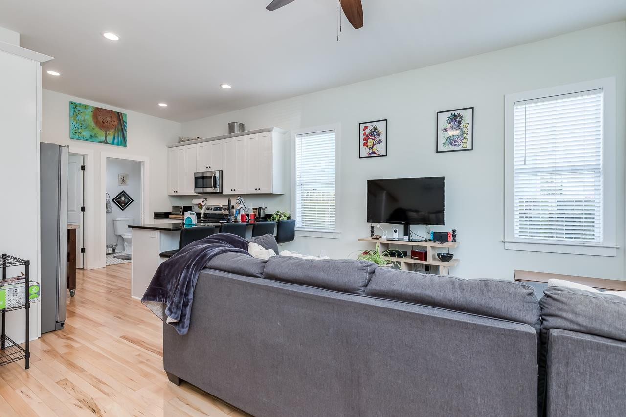 587 East Cabarrus Street Raleigh, NC 27601 - Photo 7 of 30 Photo 7