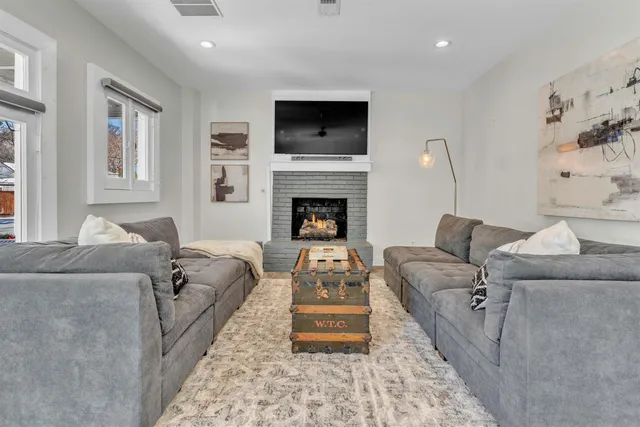 $609,000 | 185 Alexander Street, Memphis, TN 38111