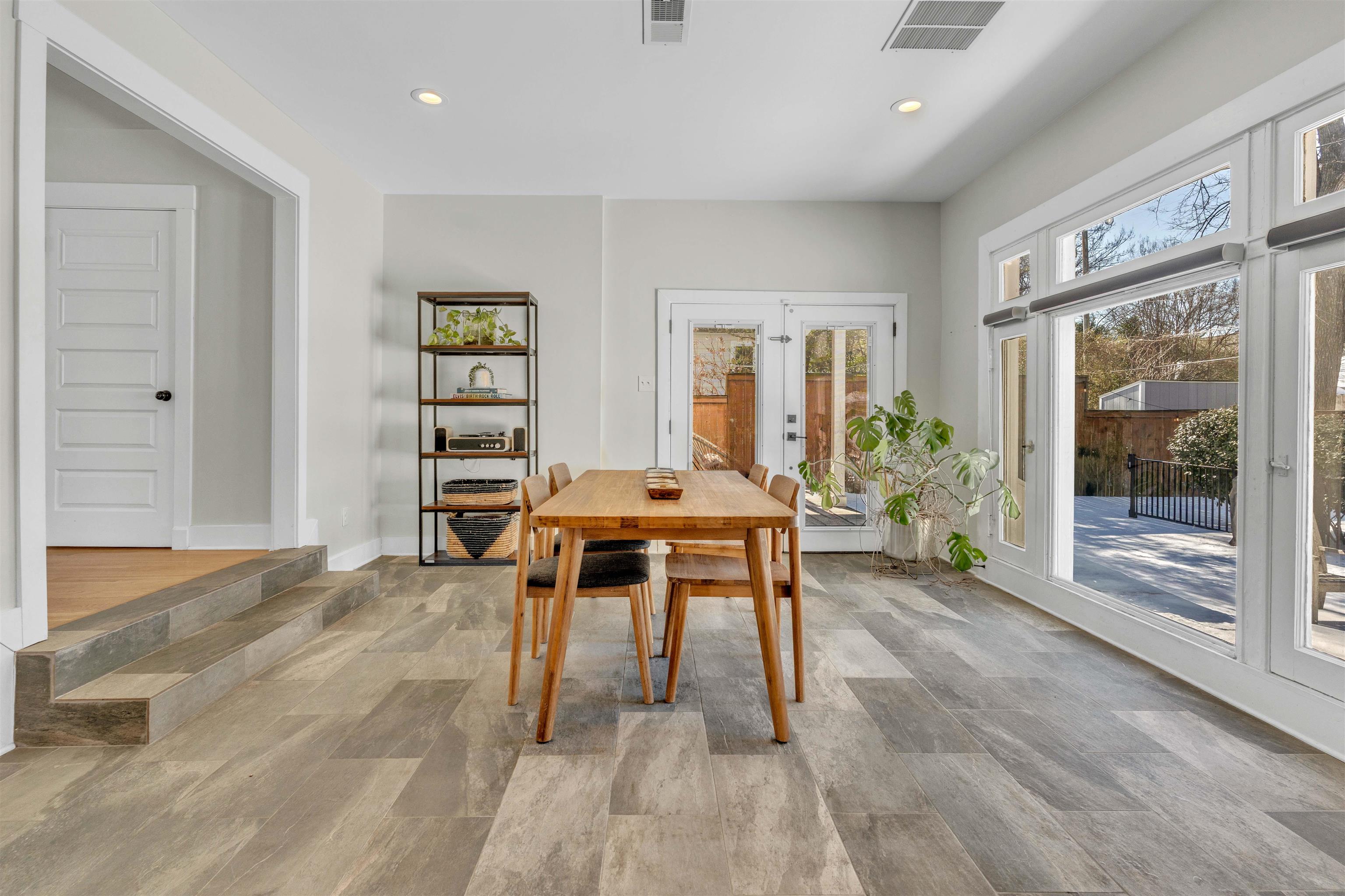 185 Alexander Street Memphis, TN 38111 - Photo 5 of 39