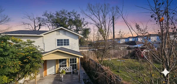$1,250 | 2634 Tidewater Drive, Houston, TX 77045