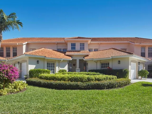 $695,000 | 1033 Egrets Walk Circle, Unit 203, Naples, FL 34108