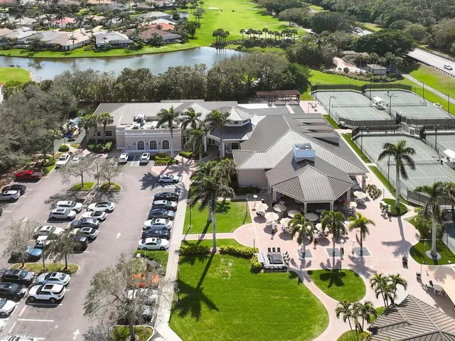 $695,000 | 1033 Egrets Walk Circle, Unit 203, Naples, FL 34108