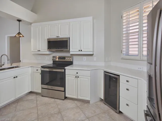 $695,000 | 1033 Egrets Walk Circle, Unit 203, Naples, FL 34108