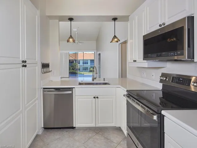 $695,000 | 1033 Egrets Walk Circle, Unit 203, Naples, FL 34108