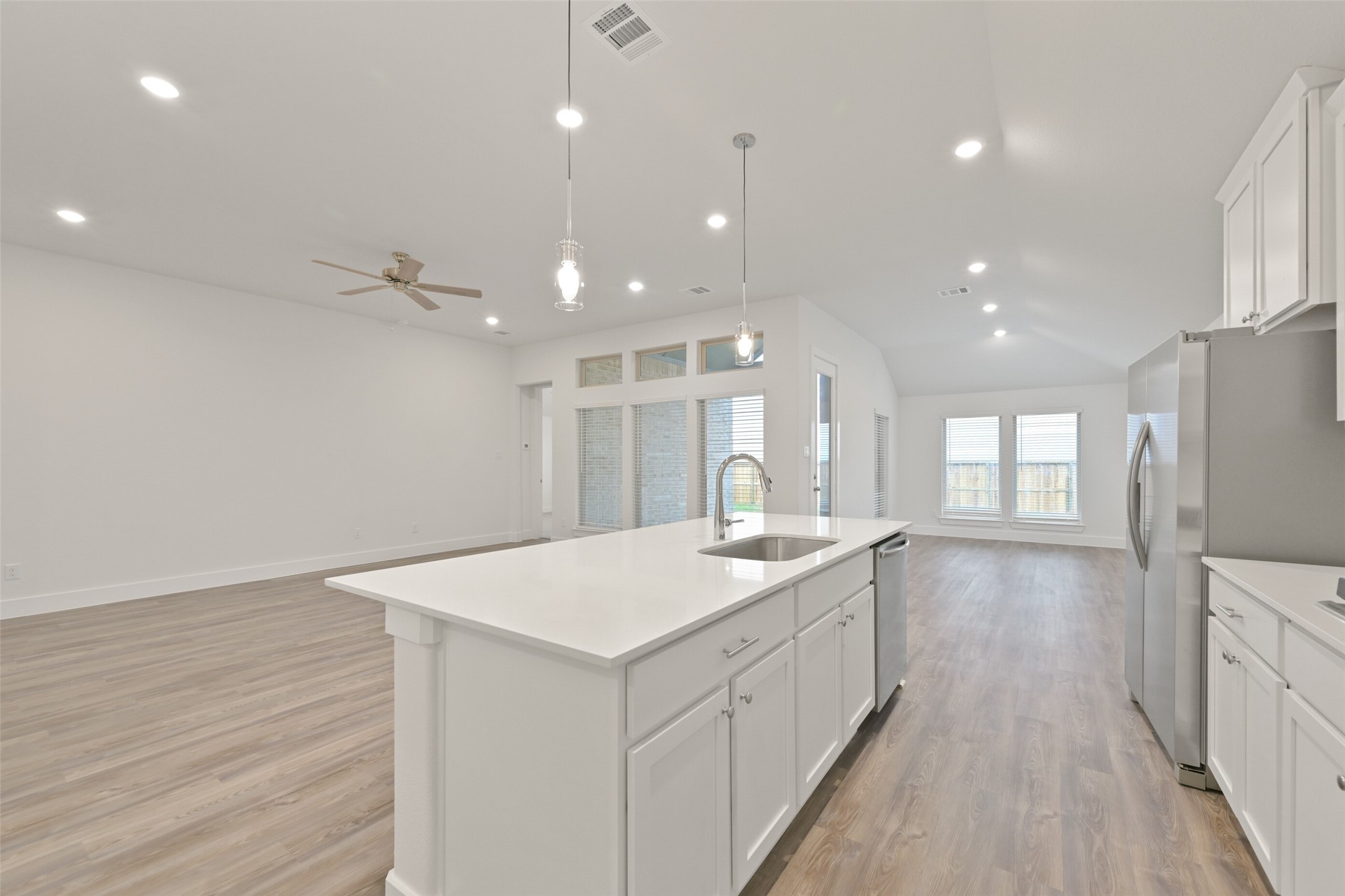 645 Cross Timbers Trace Hempstead, TX 77445 - Photo 11 of 30 Representative Photo