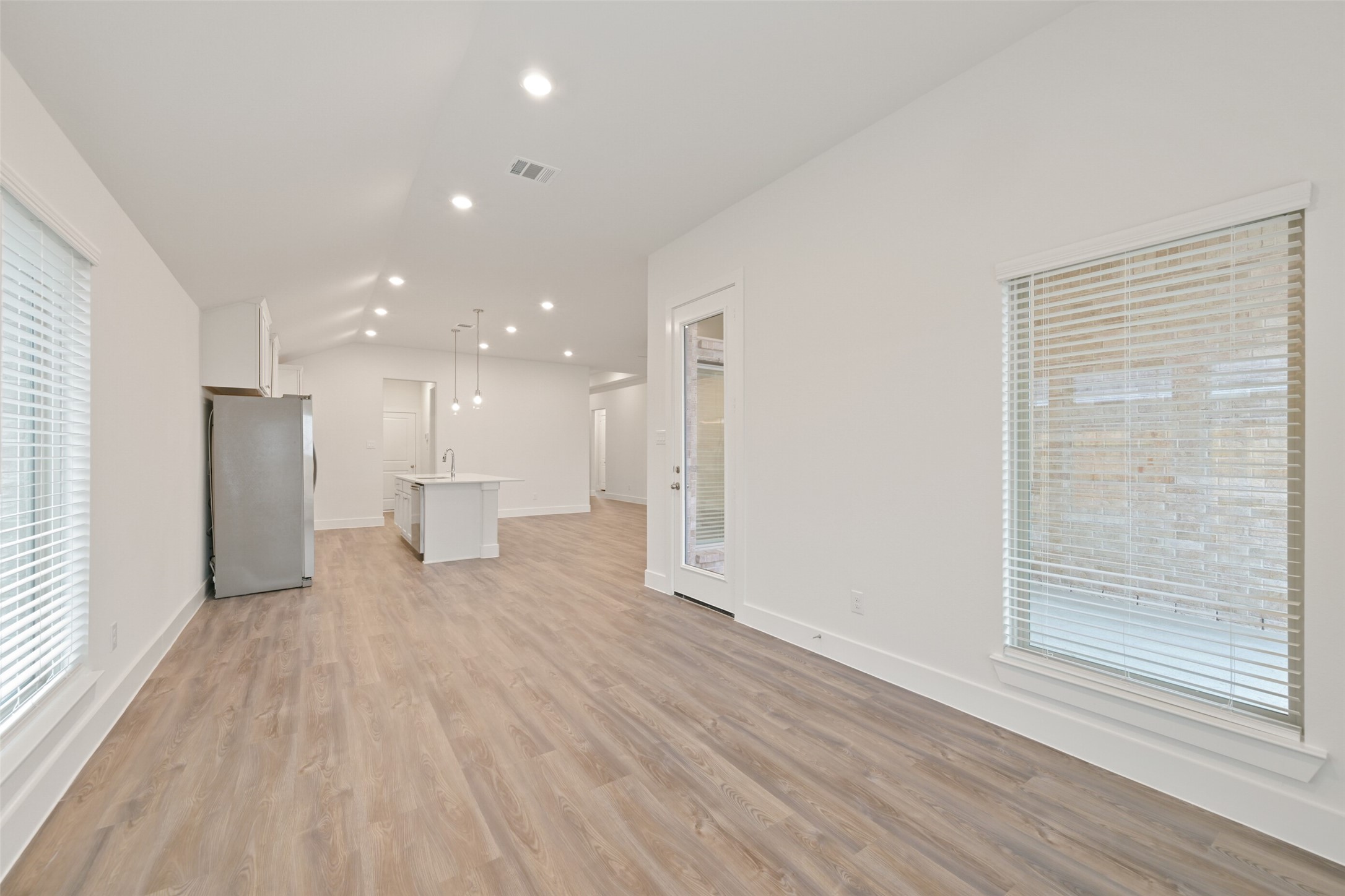 645 Cross Timbers Trace Hempstead, TX 77445 - Photo 15 of 30 Representative Photo