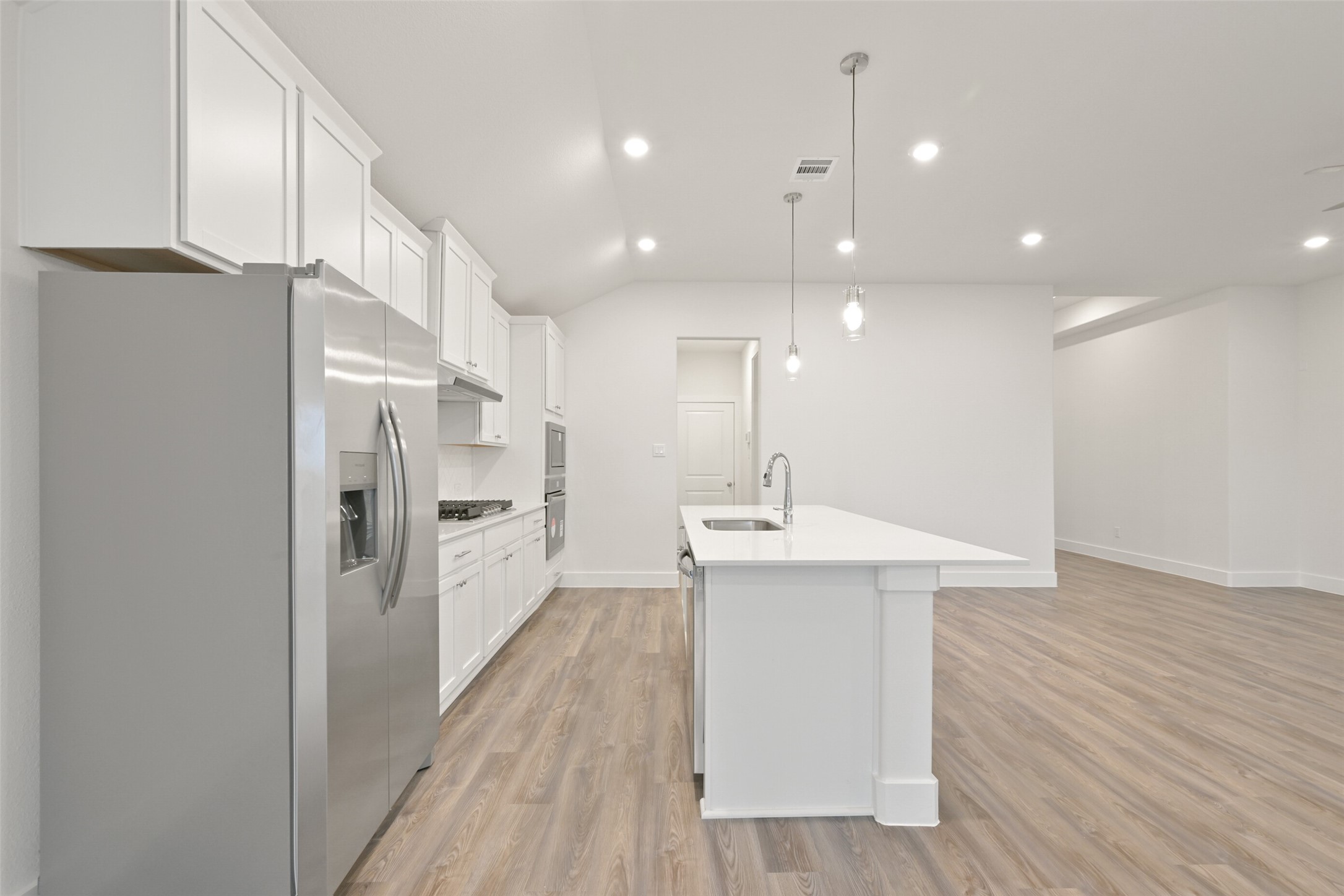 645 Cross Timbers Trace Hempstead, TX 77445 - Photo 16 of 30 Representative Photo