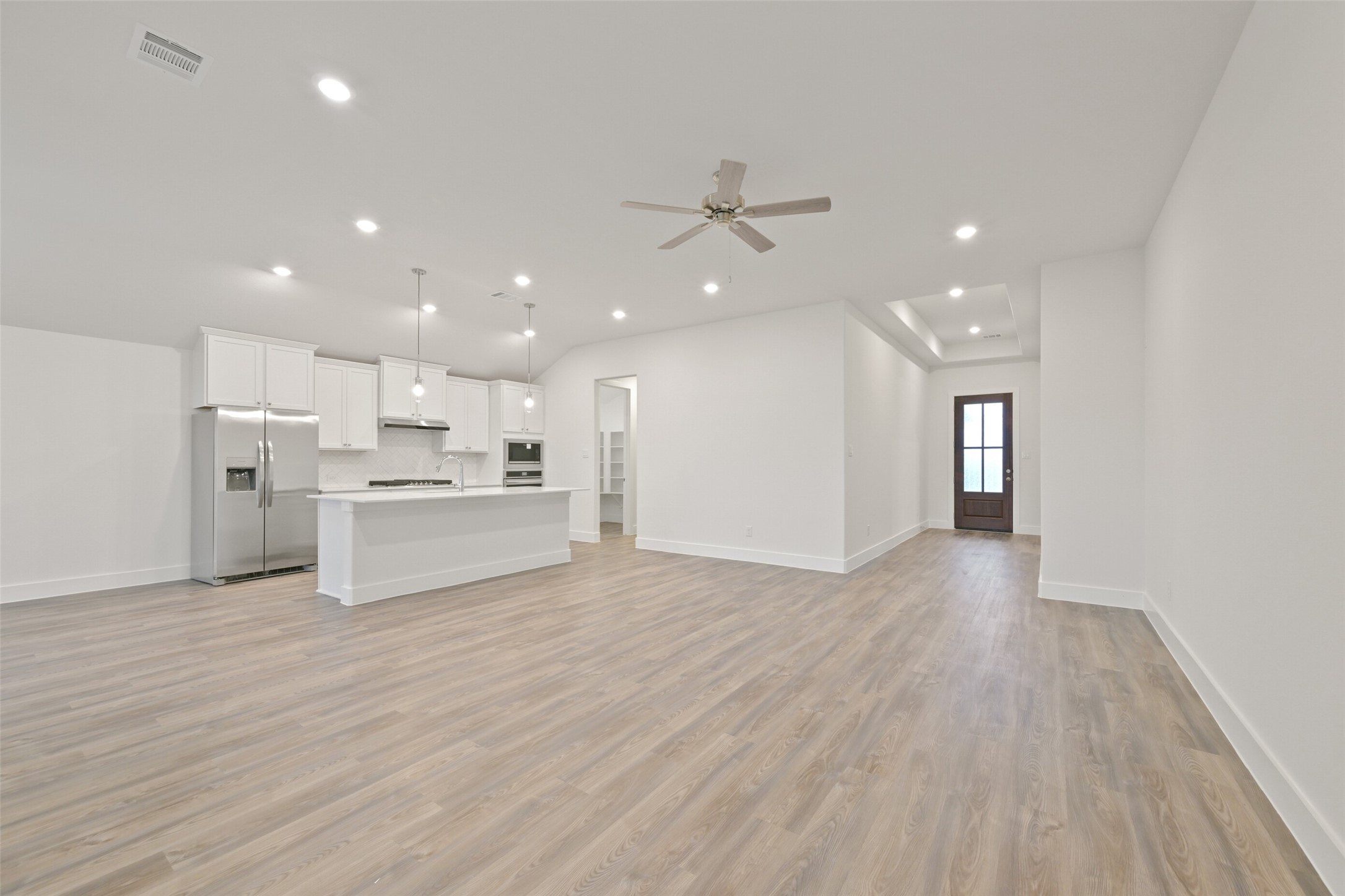 645 Cross Timbers Trace Hempstead, TX 77445 - Photo 6 of 30 Representative Photo