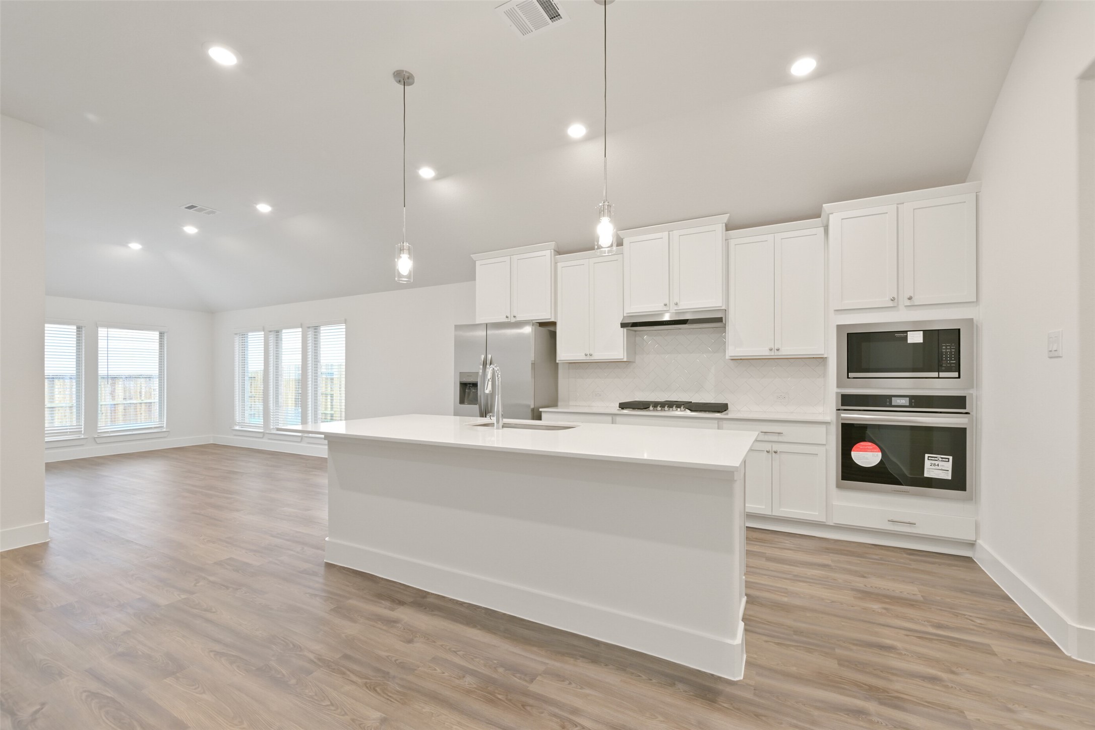 645 Cross Timbers Trace Hempstead, TX 77445 - Photo 9 of 30 Representative Photo