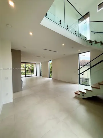 $4,750,000 | 9024 Abbott Avenue, Surfside, FL 33154