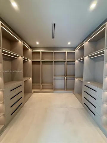 $4,750,000 | 9024 Abbott Avenue, Surfside, FL 33154