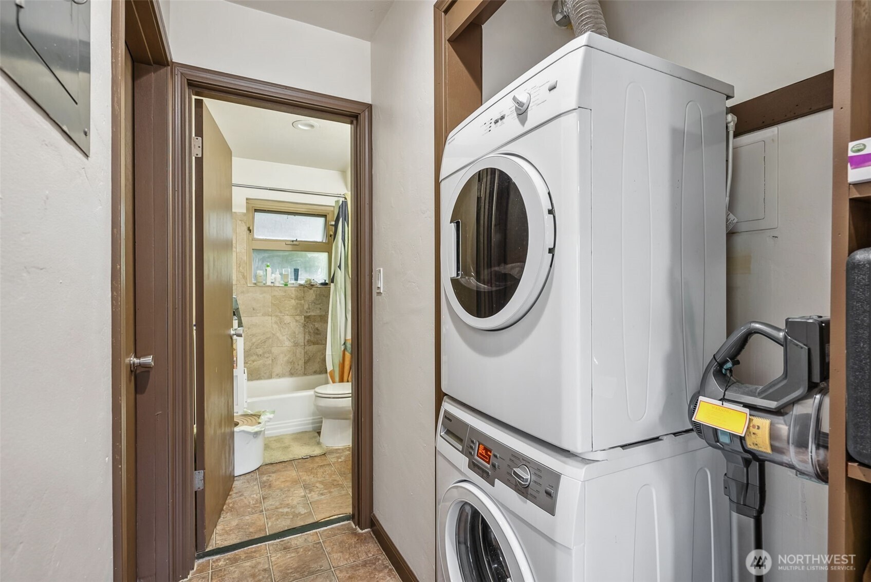 2350 Beacon Avenue South Seattle, WA 98144 - Photo 16 of 23 a utility room with dryer and washer