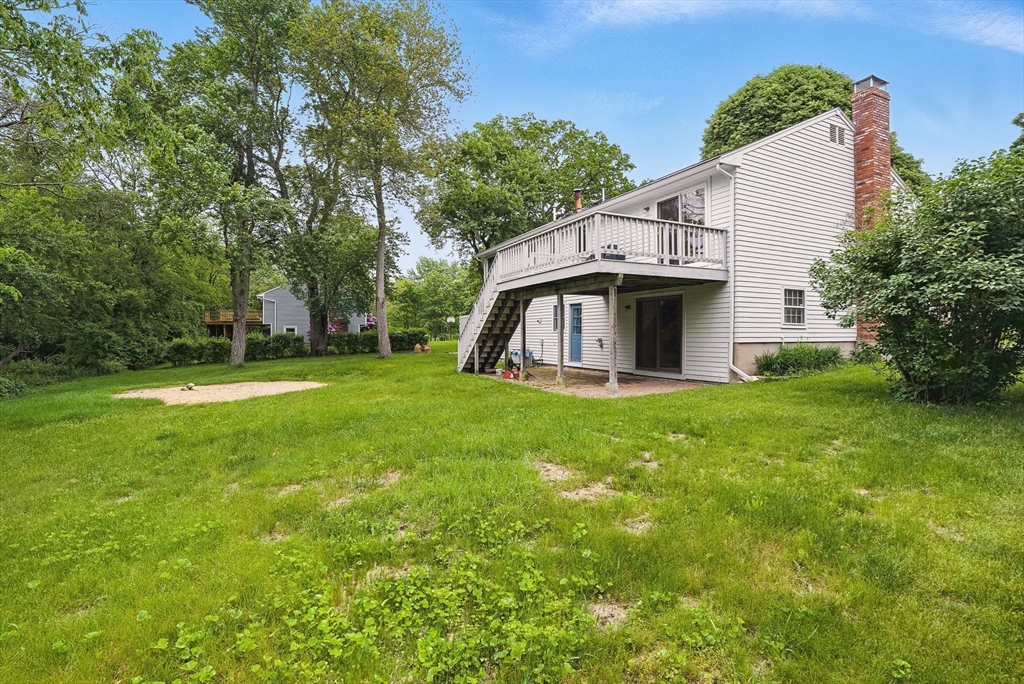 4 Colony Circle Bedford, MA 01730 - Photo 19 of 22