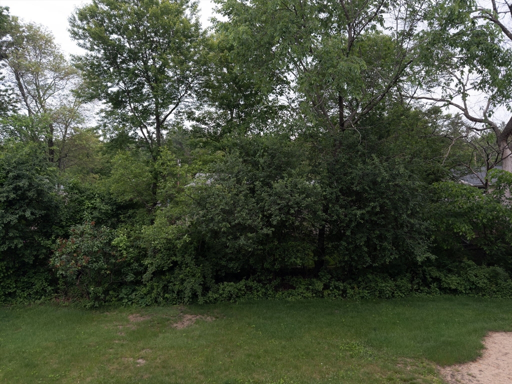 4 Colony Circle Bedford, MA 01730 - Photo 20 of 22