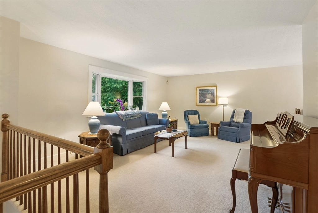 4 Colony Circle Bedford, MA 01730 - Photo 2 of 22