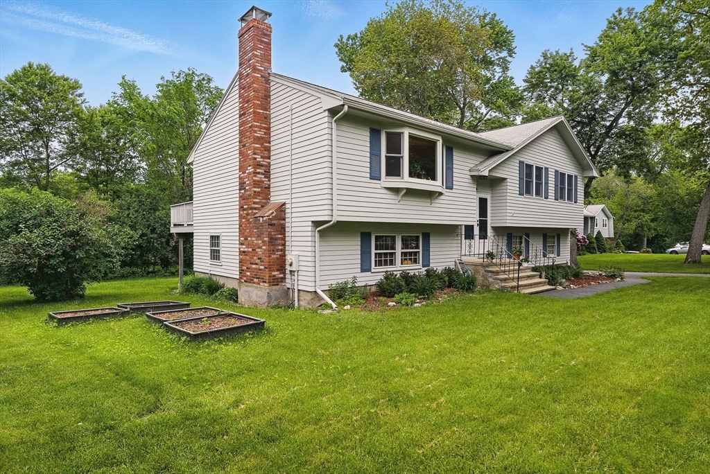 4 Colony Circle Bedford, MA 01730 - Photo 21 of 22