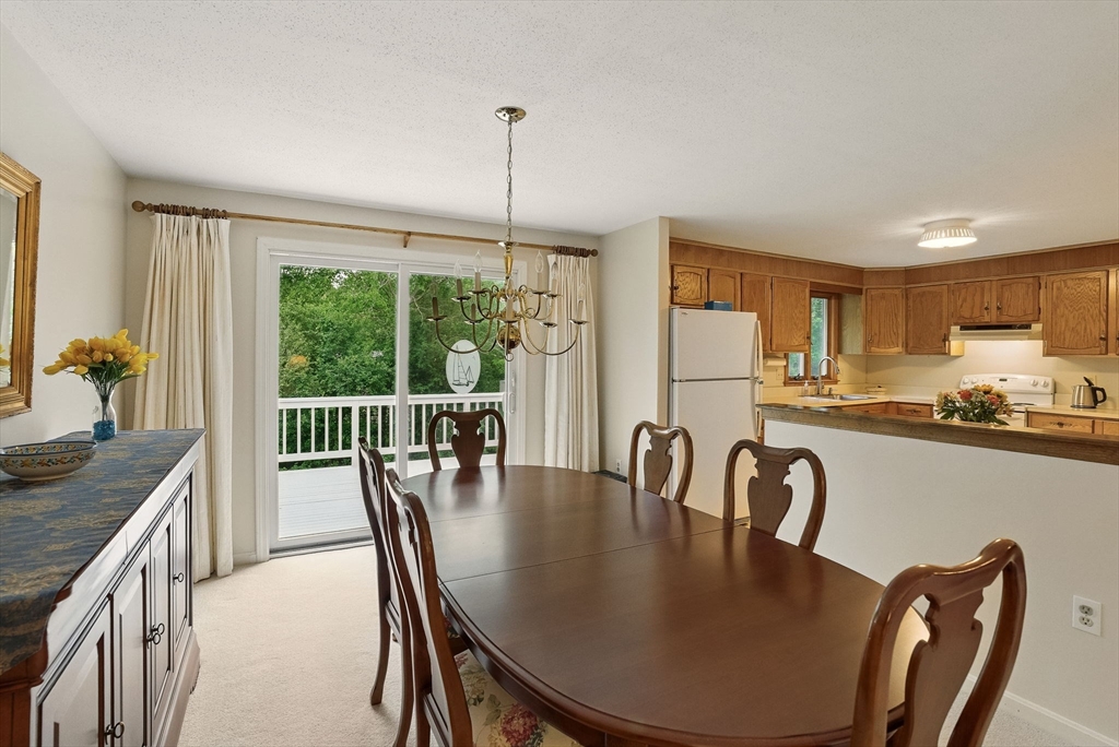 4 Colony Circle Bedford, MA 01730 - Photo 4 of 22