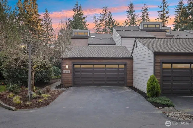 $1,750,000 | 10331 Northeast 19th Place, Bellevue, WA 98004