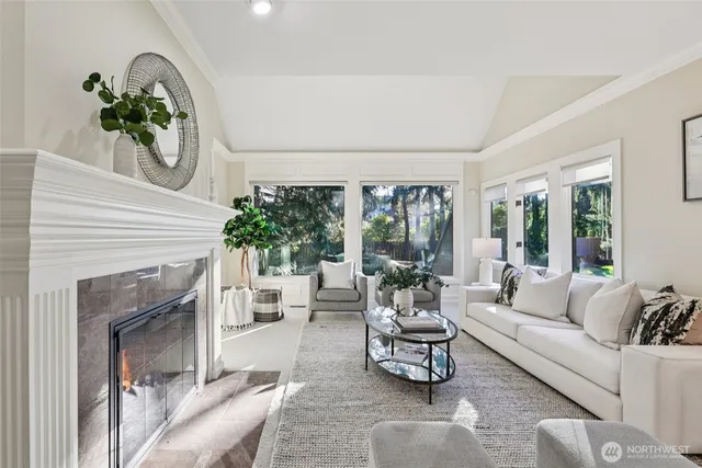 $1,750,000 | 10331 Northeast 19th Place, Bellevue, WA 98004