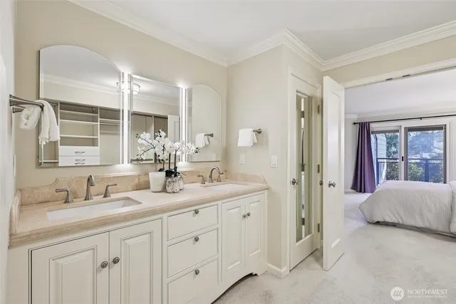 $1,750,000 | 10331 Northeast 19th Place, Bellevue, WA 98004