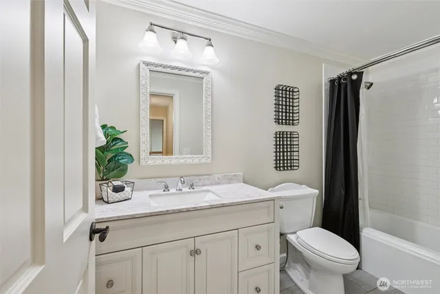 $1,750,000 | 10331 Northeast 19th Place, Bellevue, WA 98004