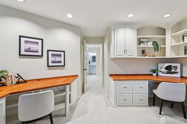 $1,750,000 | 10331 Northeast 19th Place, Bellevue, WA 98004