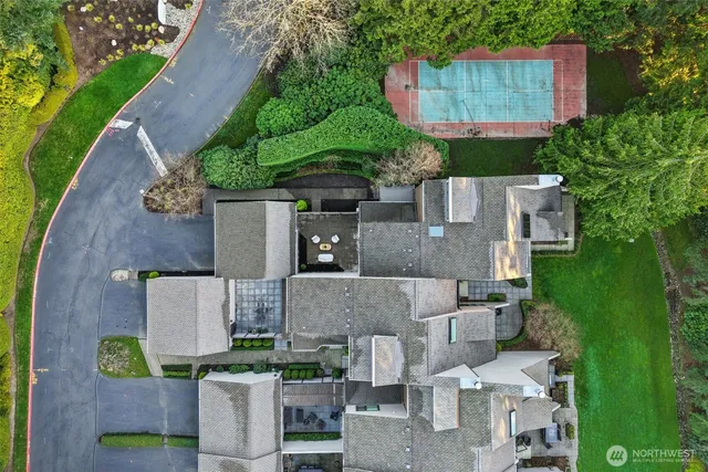 $1,750,000 | 10331 Northeast 19th Place, Bellevue, WA 98004