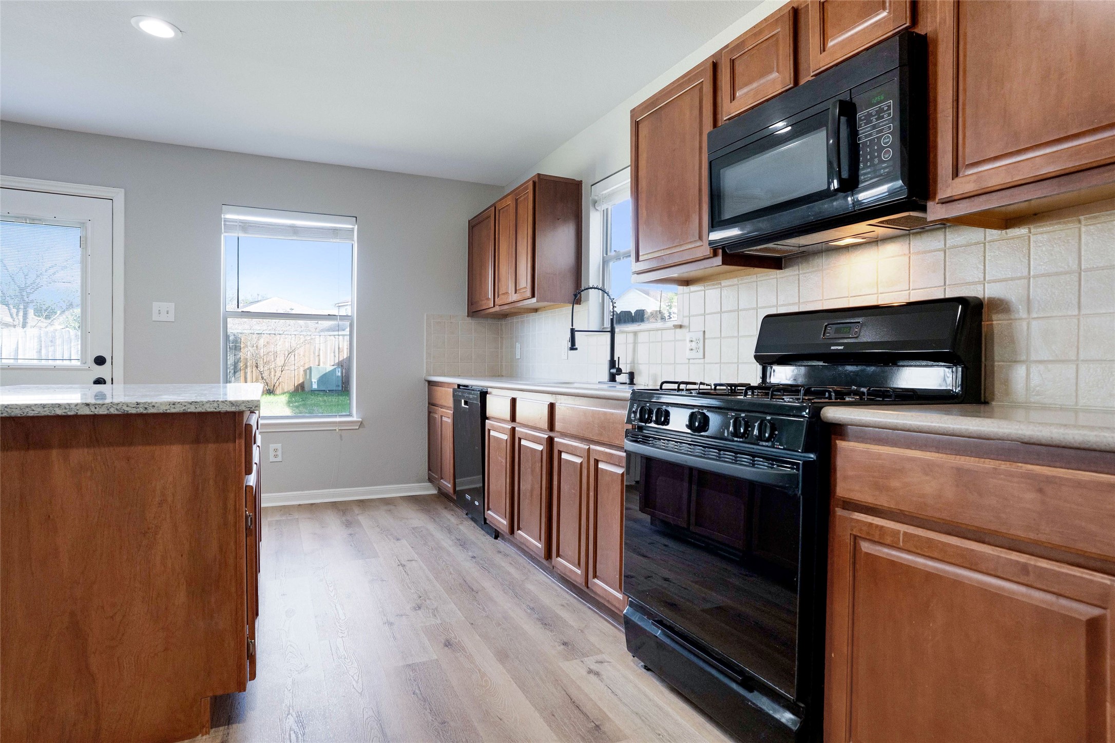 3630 Avalon Castle Drive Spring, TX 77386 - Photo 18 of 39