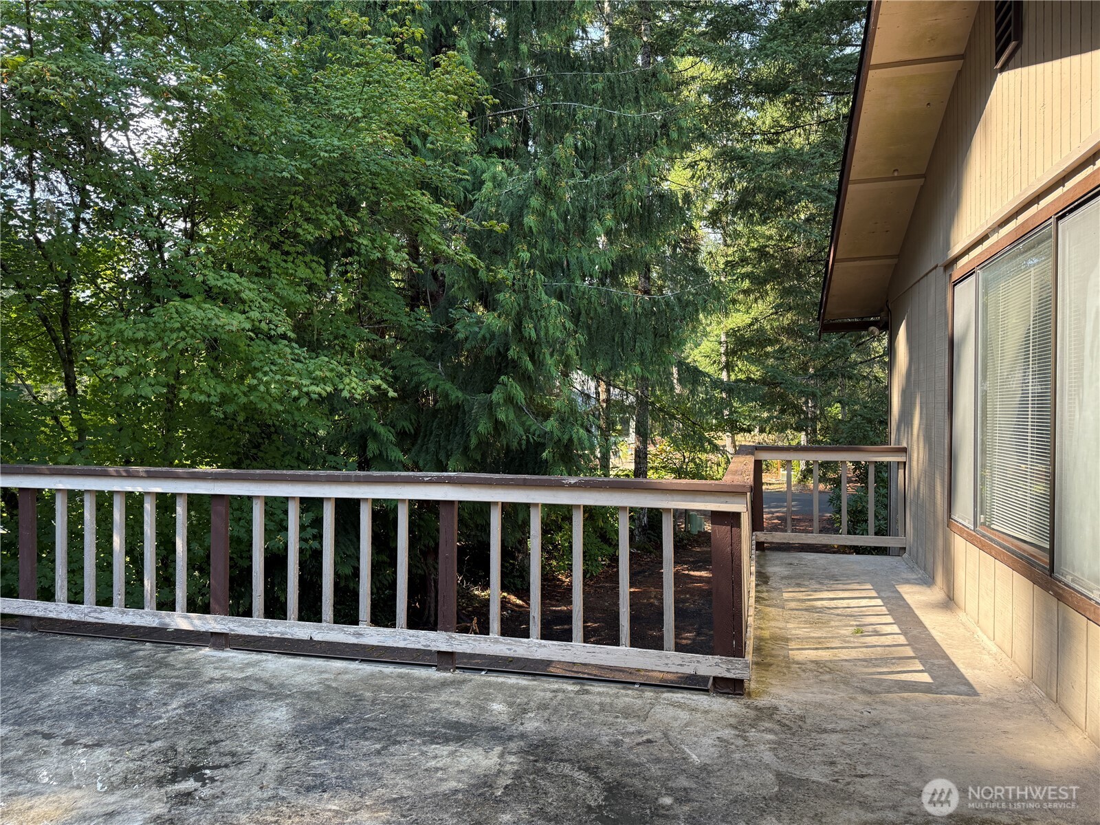 121 East Rhododendron Lane Union, WA 98592 - Photo 21 of 39