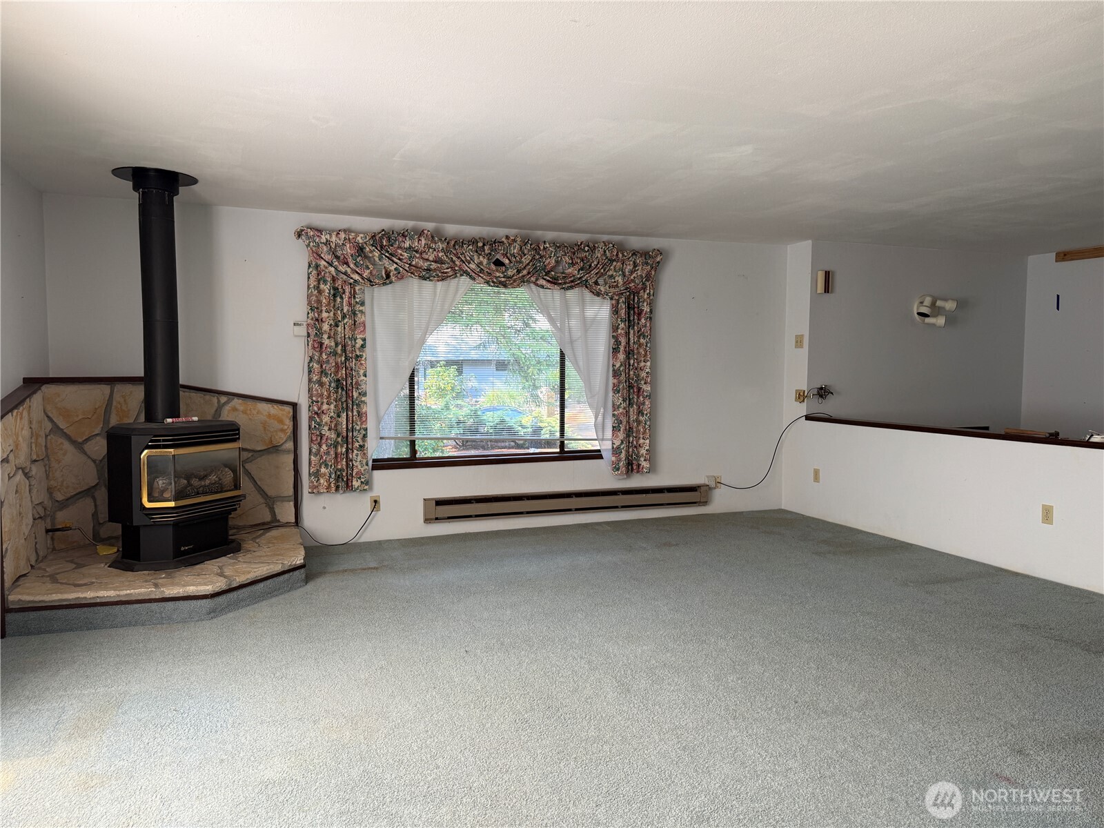 121 East Rhododendron Lane Union, WA 98592 - Photo 5 of 39