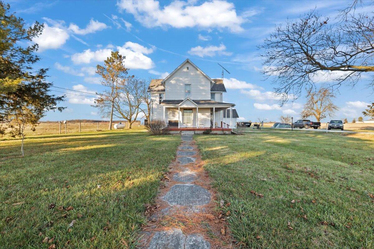 376 Wesley Chapel Road Jeffersonville, OH 43128 - Photo 2 of 47 frontjeffersonville