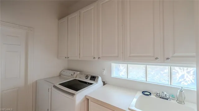 $715,000 | 3766 Whidbey Way, Naples, FL 34119